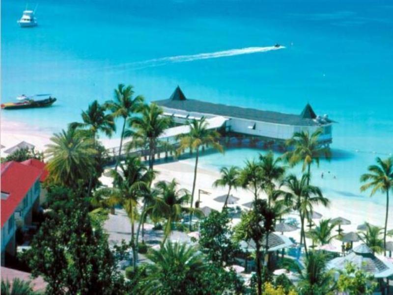 Starfish Halcyon Cove Hotel Dickenson Bay Exterior photo
